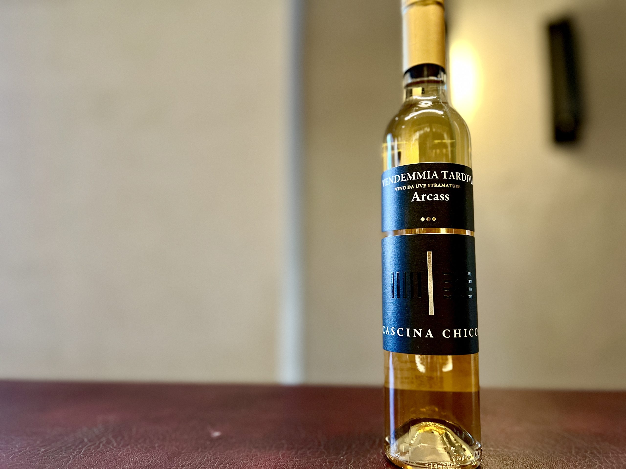 カッシーナキッコアルカゥヴェンデミアタルディーヴァ